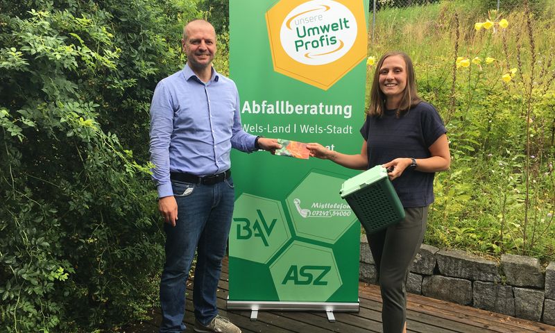 Gewinnübergabe mit Stadtrat Thomas Rammerstorfer Gewinnübergabe mit Stadtrat Thomas Rammerstorfer