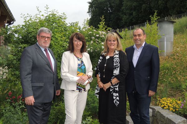 Bgm. Riedlbauer, Fr. Hofmayr, VBgm.in Huber, Ing. Kapsamer