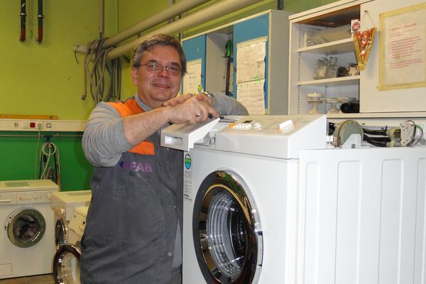 im Reparaturführer gelistet: das Techno-Team in Wels